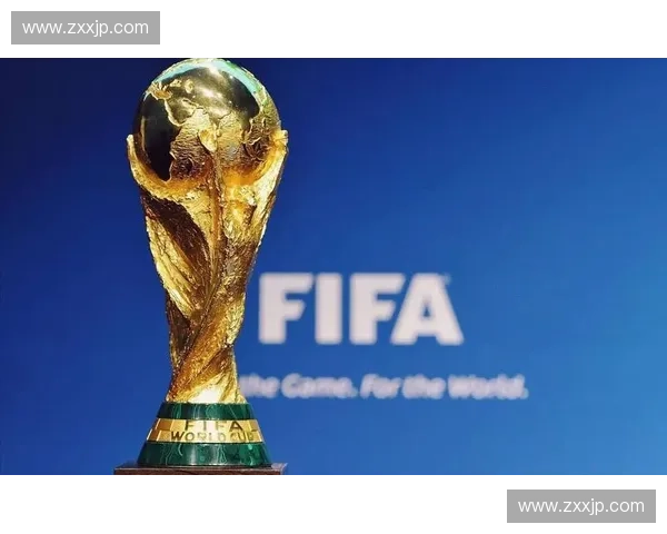 世界杯现场应援激情四溢球迷助威助力球队奋勇向前打造体育盛宴